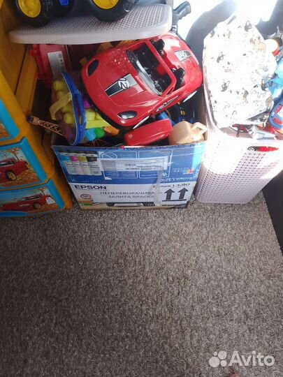 Коробка игрушек