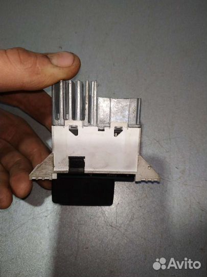 Кнопка аварийки Форд Фокус 1 (1112004)