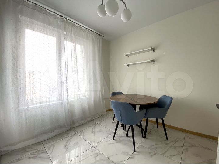 2-к. квартира, 61 м², 18/25 эт.