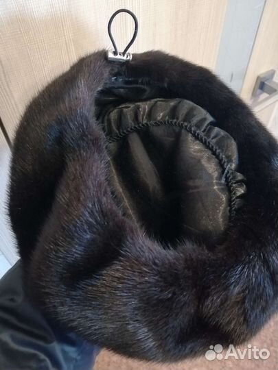 Берет женский норковый