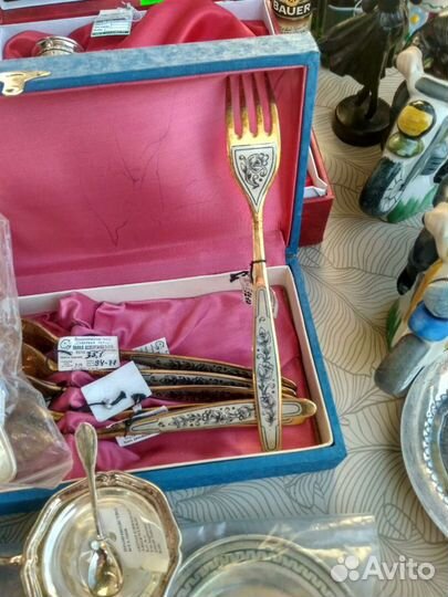 Изделия из серебра,столовое серебро