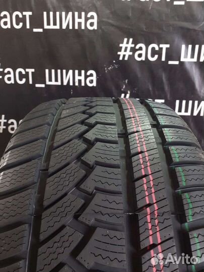 Ovation W-586 245/40 R19