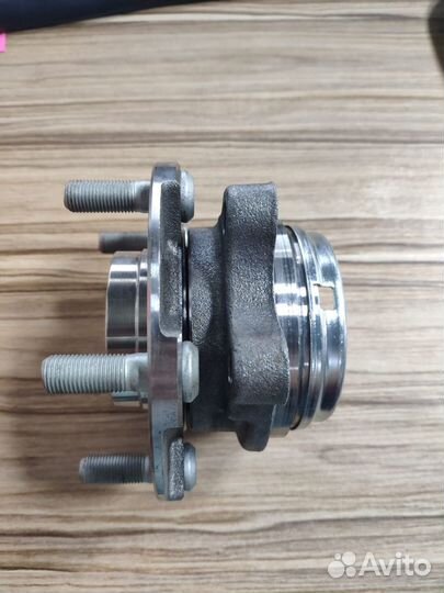 Передняя ступица Nissan Teana