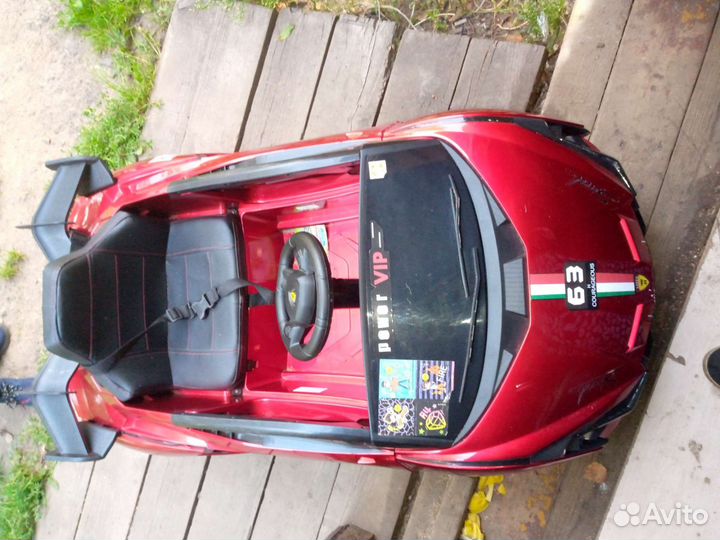 Детская машина на аккумуляторе с пультом