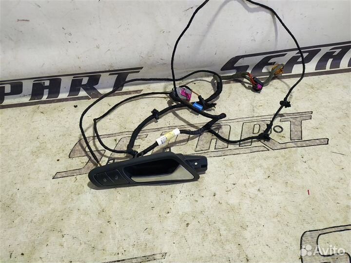 Ручка открывания двери внутренняя передняя правая