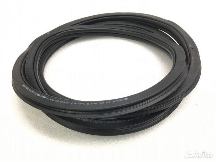 Уплотнительная резинка передняя правая Volkswagen