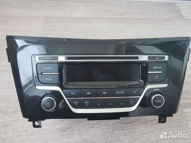 Штатная магнитола на Nissan qashqai j11