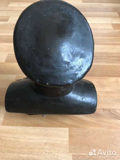 Бюст Ворошилова К.Е. 1936 год