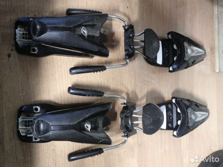 Крепление для горных лыж