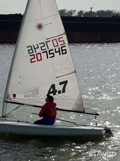 Парус l a s e r 4.7