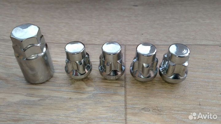 Секретные гайки