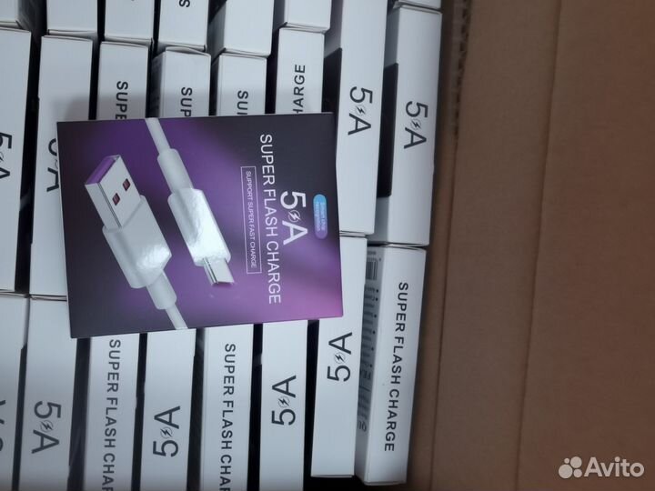 Type-c/Lightning. USB/Type-c. USB/Lightning