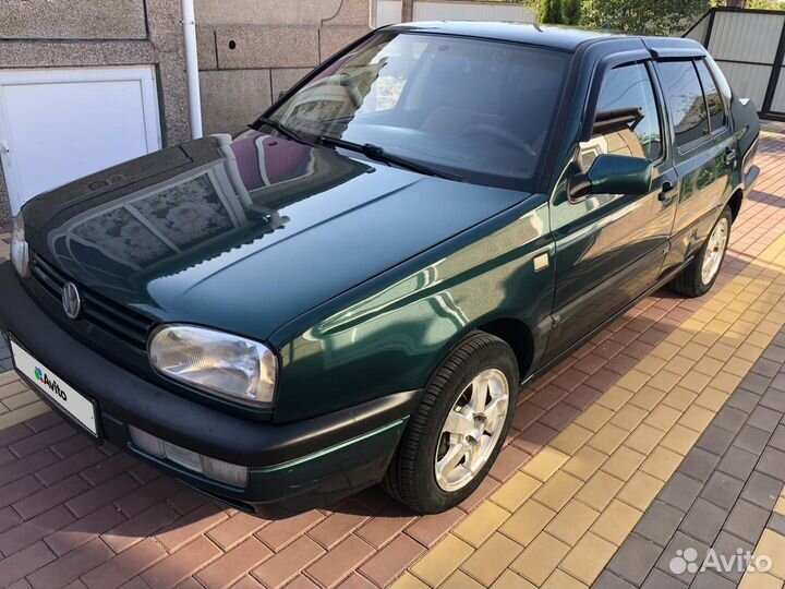 Volkswagen Vento 1.8 AT, 1996, 250 000 км