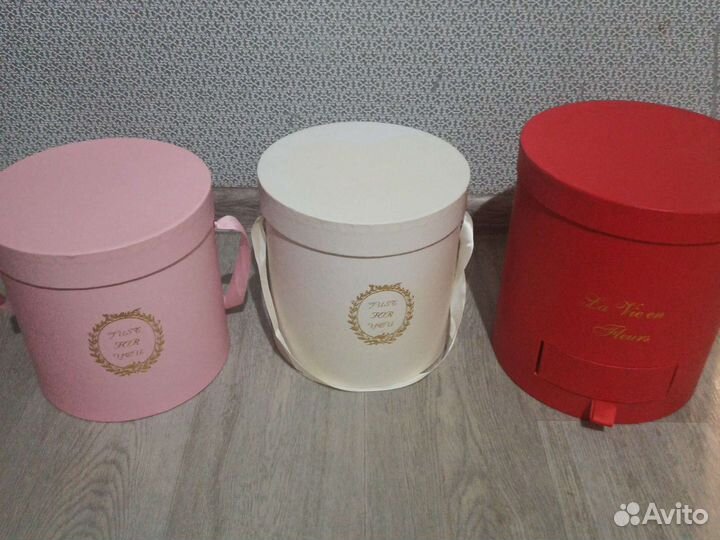 Подарочная шляпная коробка