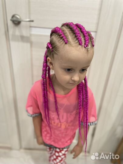 Плетение косичек с канекалоном