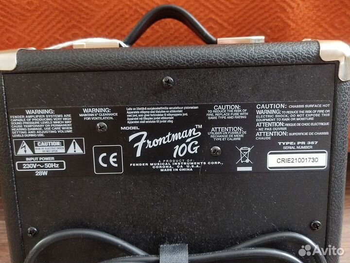 Комбик Fender Frontman 10G