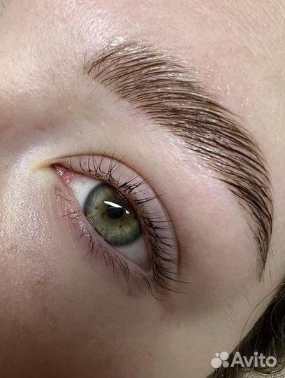 Маникюр, наращивание ресниц на Дубровке