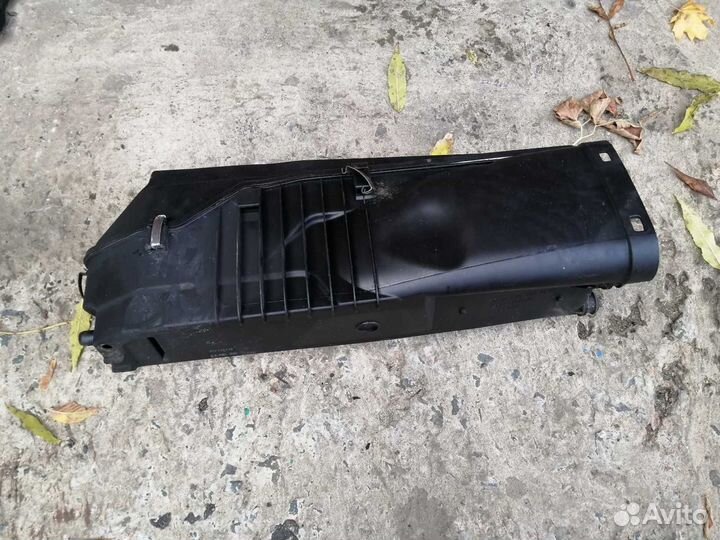 Корпус воздушного фильтра Мерс E 211 W 211 OM 646