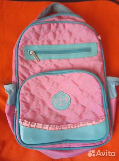 Рюкзаки школьные