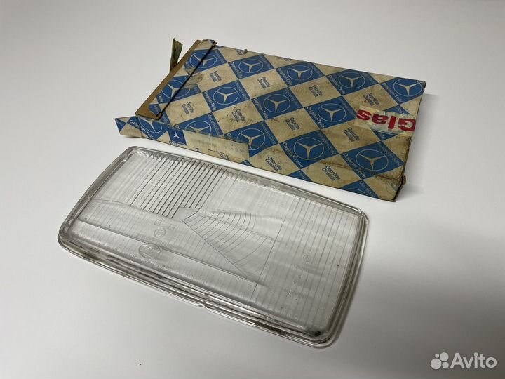 Оригинальное правое стекло фары MB 2517 Truck