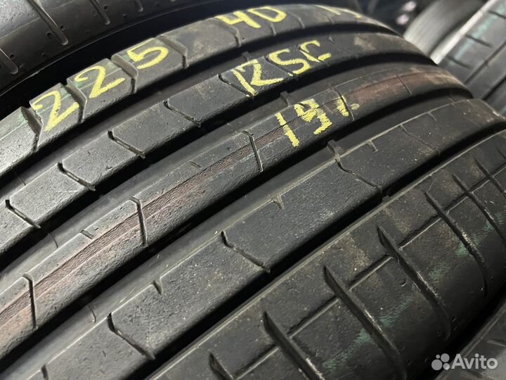 Pirelli P Zero PZ4 225/40 R19