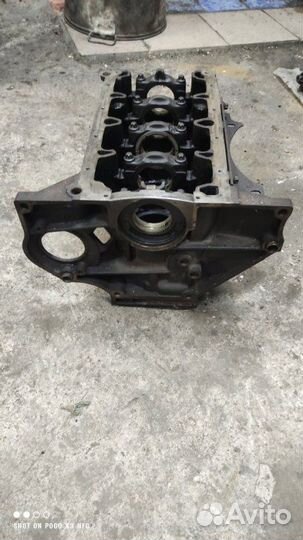 Блок цилиндров Opel Astra H 1.6 16V Z16XER