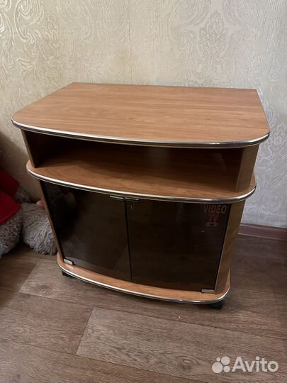 Тумба под телевизор