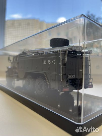 Модель грузовика Урал ац-7,5-40 4320 1:43