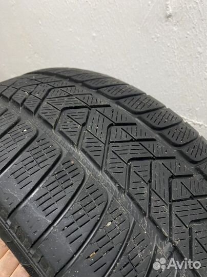 Pirelli Scorpion Winter 275/40 R22 108V