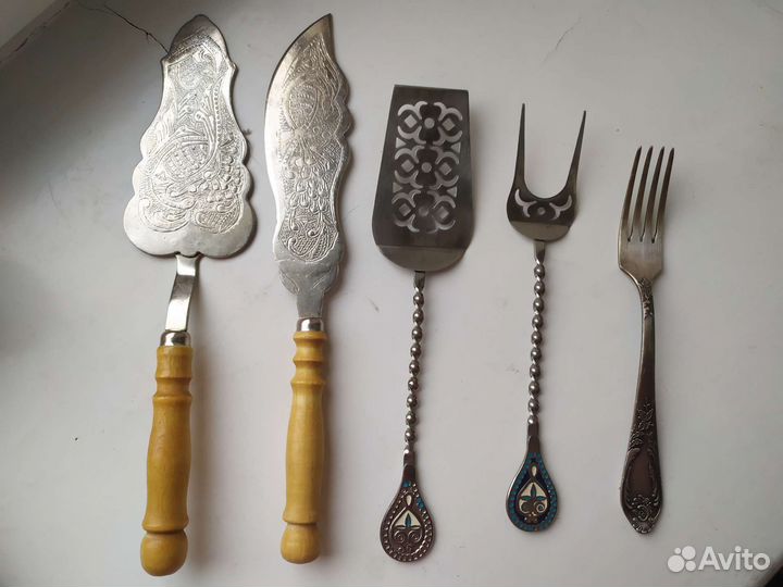 Чайные ложки, вилка, лопатки для торта СССР