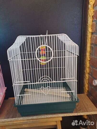 2 Клетки для попугаев.Круглая и Большая