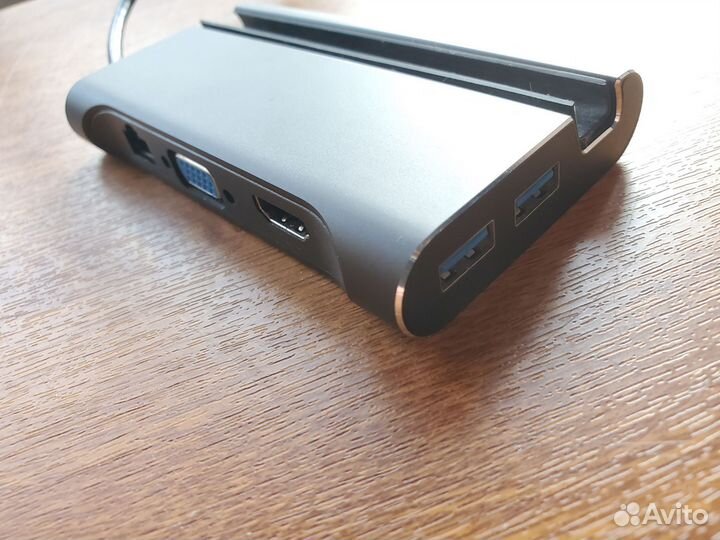 Док-станция для смартфонов с USB Type-C