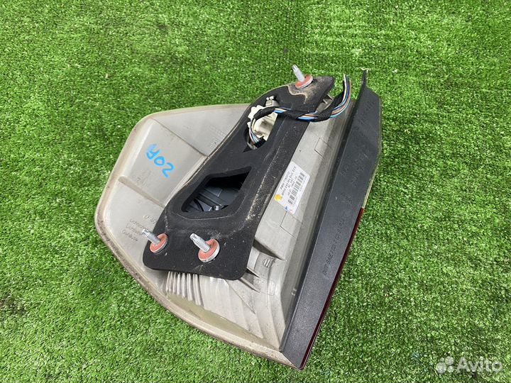 Задний правый фонарь bmw x3 e83 lci