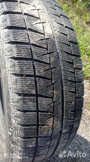 Bridgestone Blizzak Revo GZ 225/60 R17