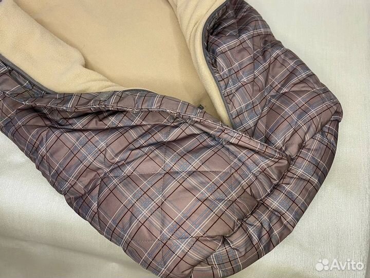 Тёплый конверт в коляску на весну chicco