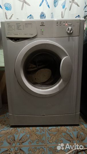 Стиральная машина indesit Б/У