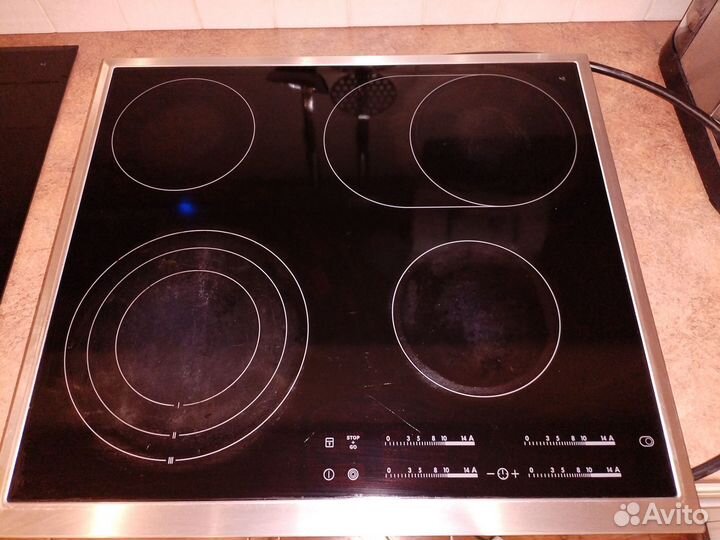 Духовой шкаф Икеа, варочная поверхность AEG