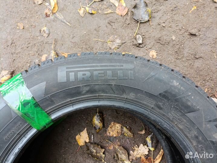 Pirelli Ice Zero 215/60 R16 99T