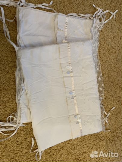 Постельный комплект в кроватку