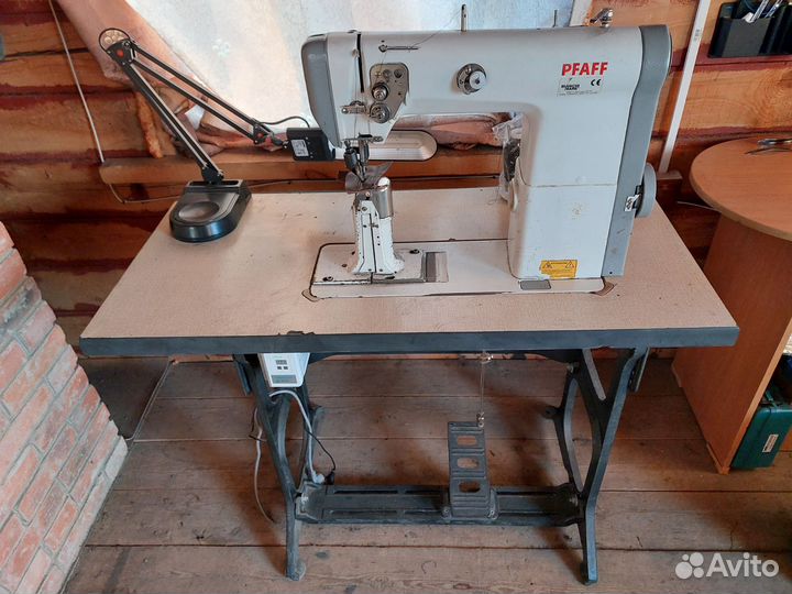 Швейная машина pffaf 471 колонковая (Германия)