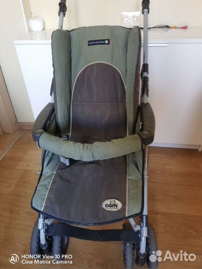 Прогулочная коляска