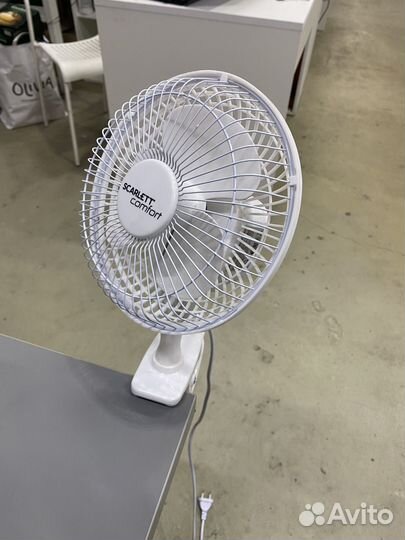 Вентилятор настольный scarlett