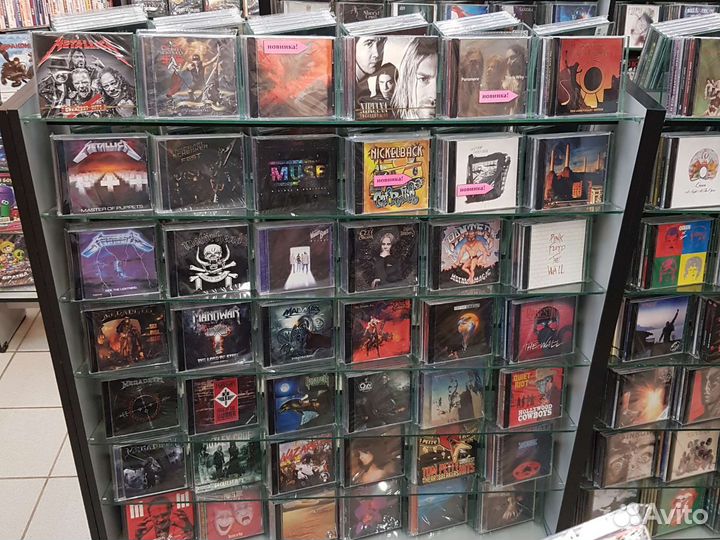 Компакт диски с музыкой