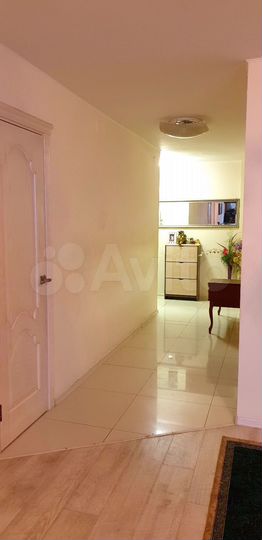 4-к. квартира, 131,4 м², 3/6 эт.