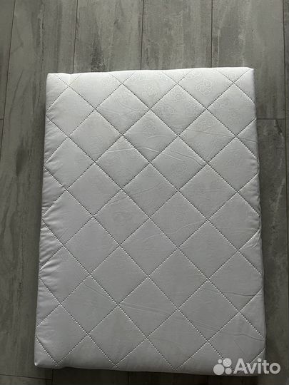 Матрасик для пеленального столика