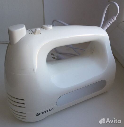 Миксер Dexp Vitek