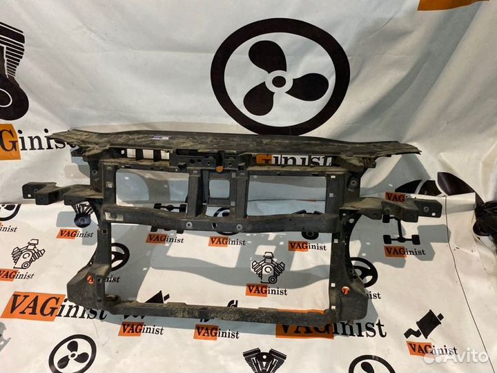 Рамка радиатора Vw Passat B6 3.2 2007