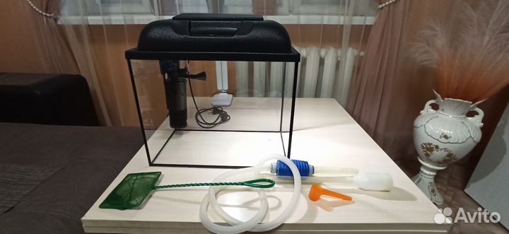 Продам б/у аквариум 30 литров с подсветкой