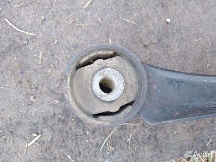 Балка переднего моста Nissan NP 300