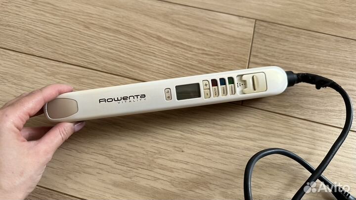 Щипцы выпрямитель Rowenta CF 7711 на запчасти